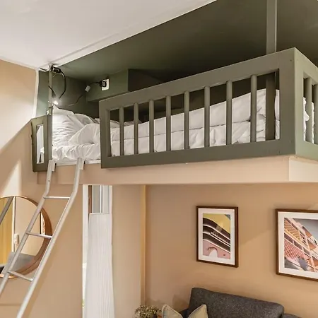 Apartment Dinbnb I Historical Building I Hotel-apartment *