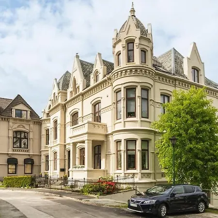Dinbnb L Historical Building I 100m To Museum Appartement *