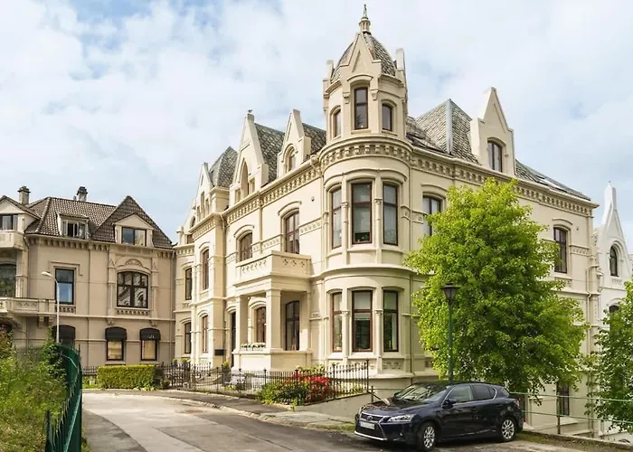 Dinbnb L Historical Building I 100m To Museum Apartament *